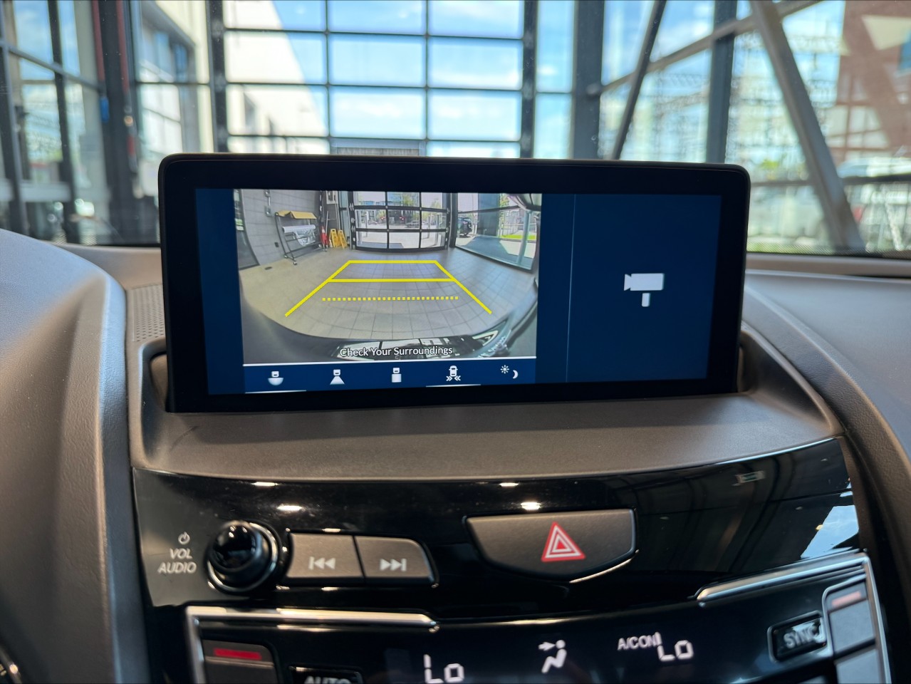 2023 Acura RDX - Image 17