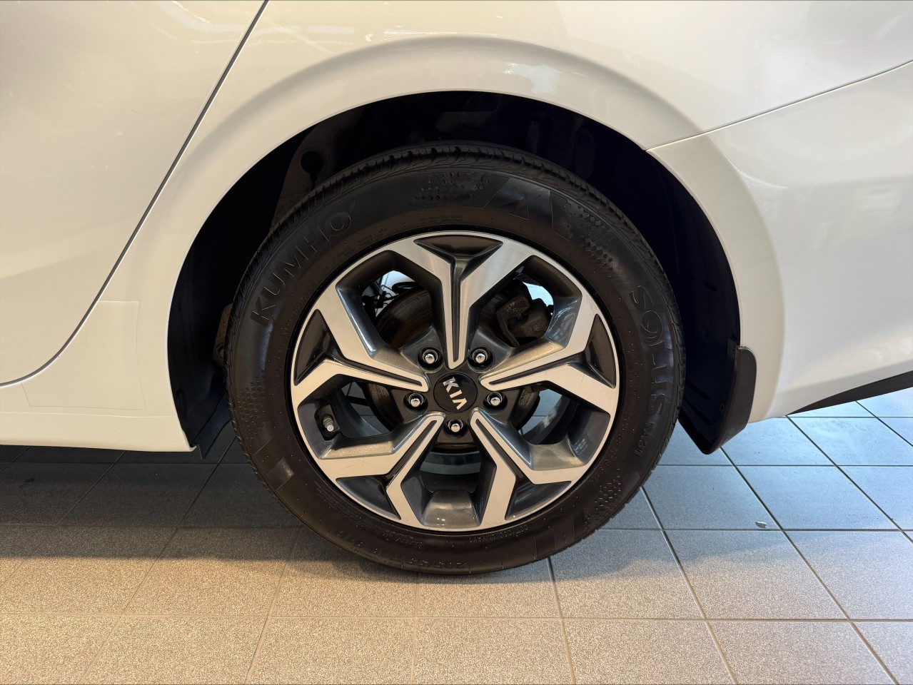 2020 Kia Forte - Image 7