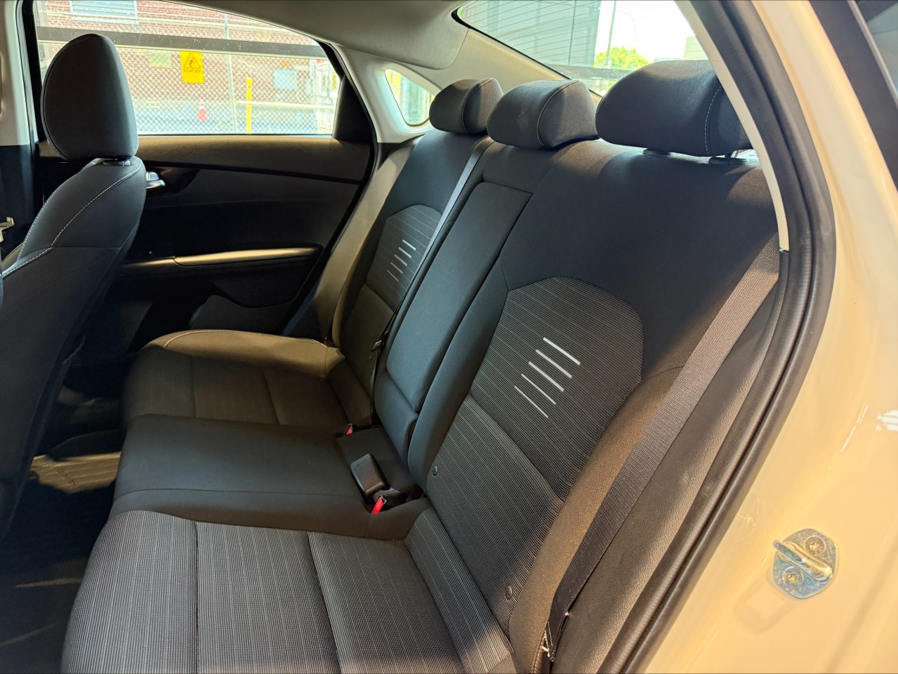 2020 Kia Forte - Image 9