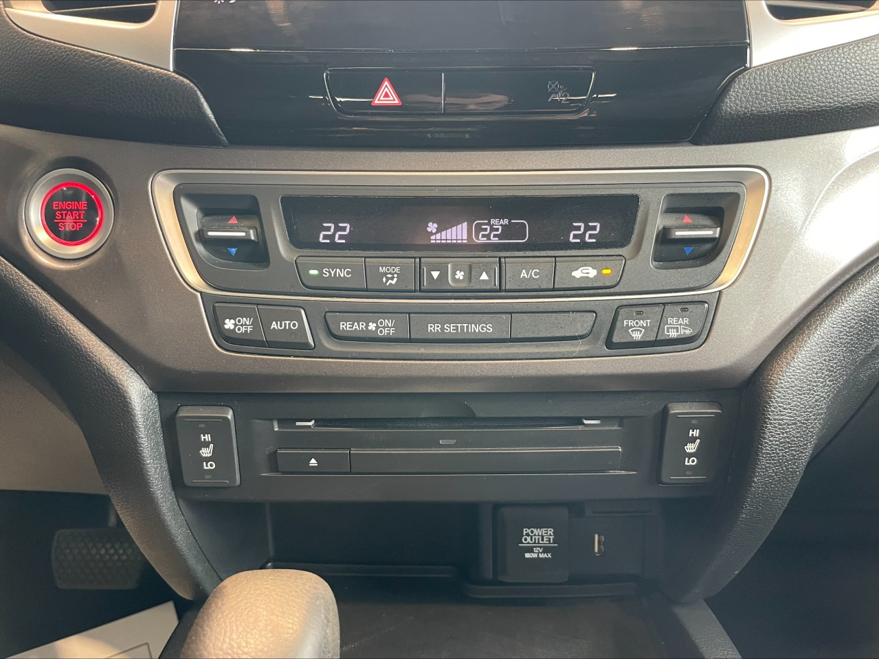 2017 Honda Ridgeline - Image 15