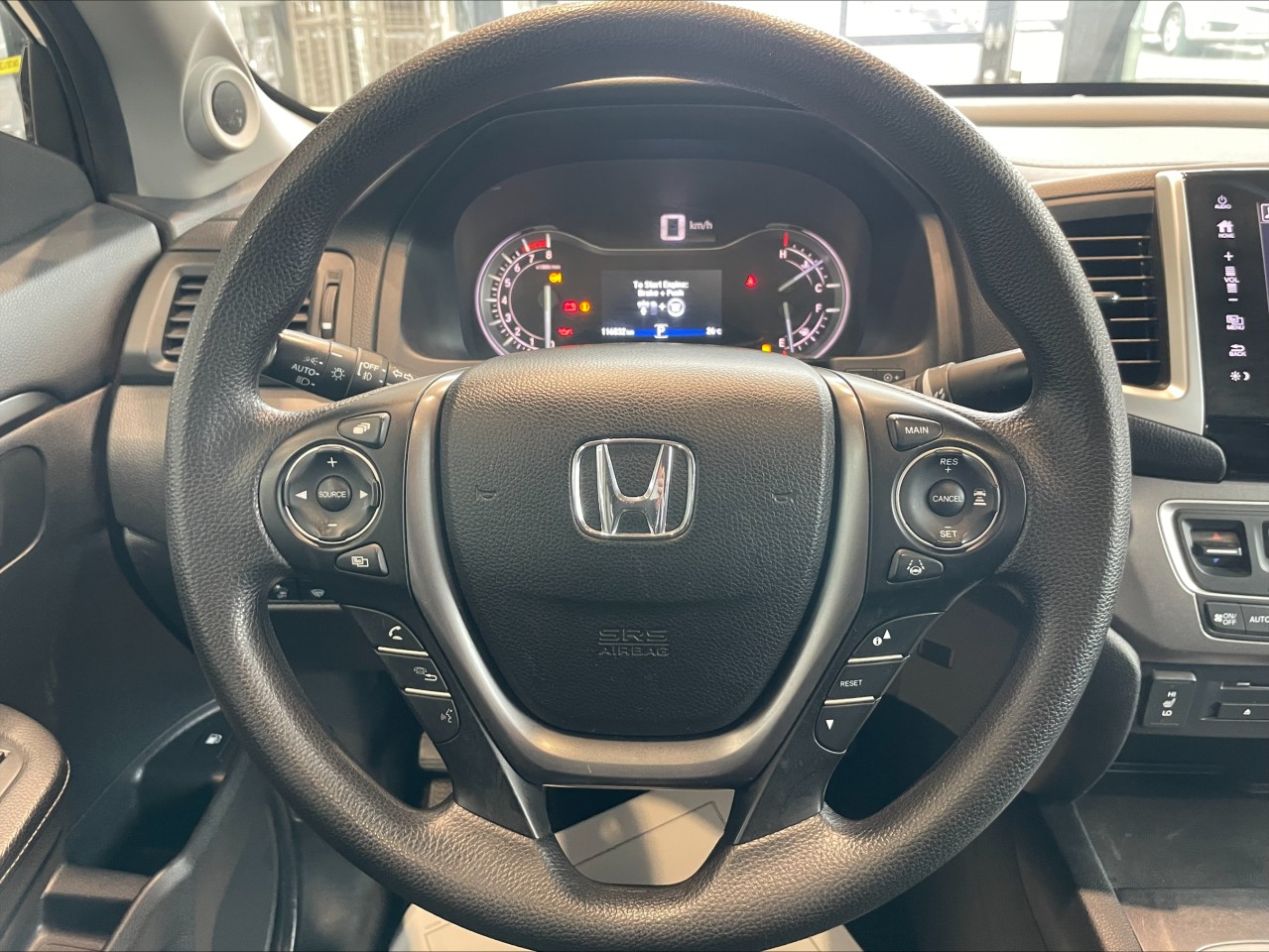 2017 Honda Ridgeline - Image 18