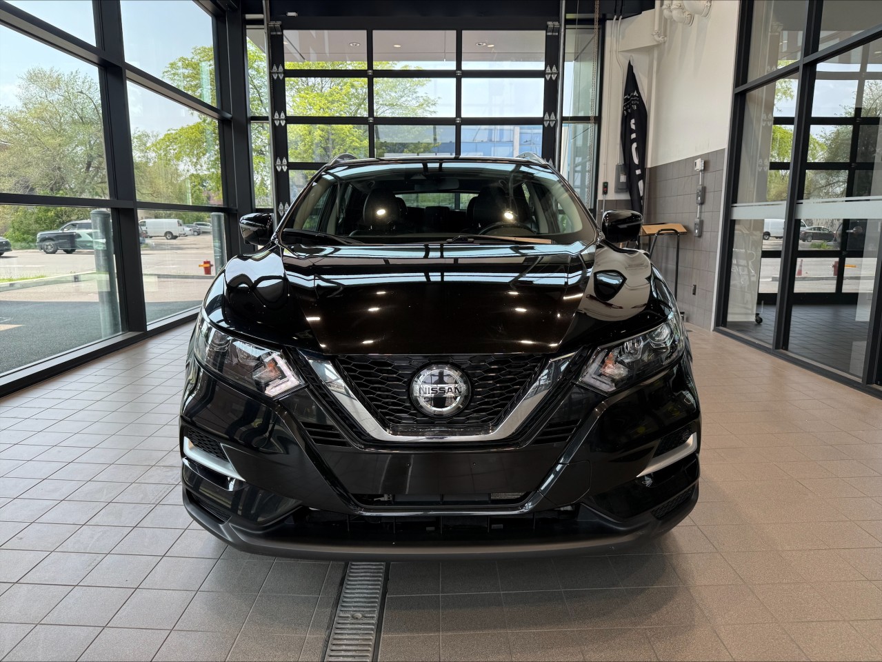 2021 Nissan Qashqai - Image 2