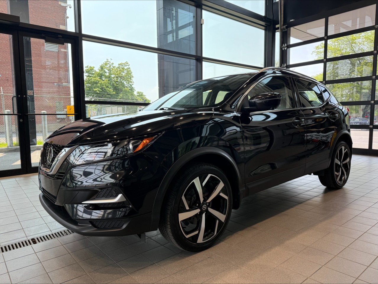 2021 Nissan Qashqai - Image 3