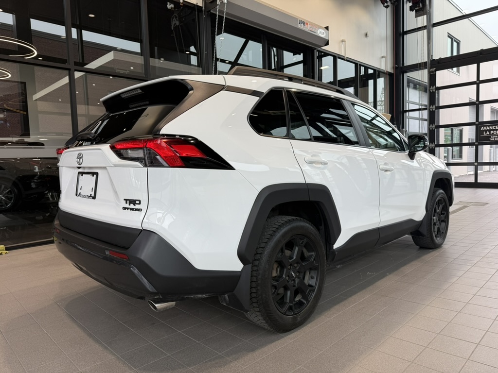 2021 Toyota RAV4 - Image 6