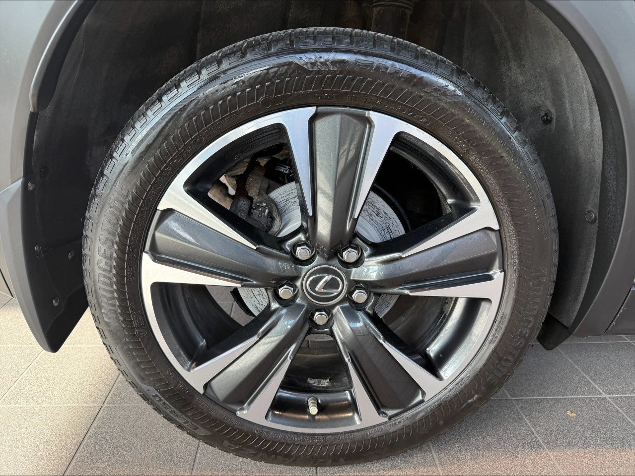 2021 Lexus UX250h - Image 7