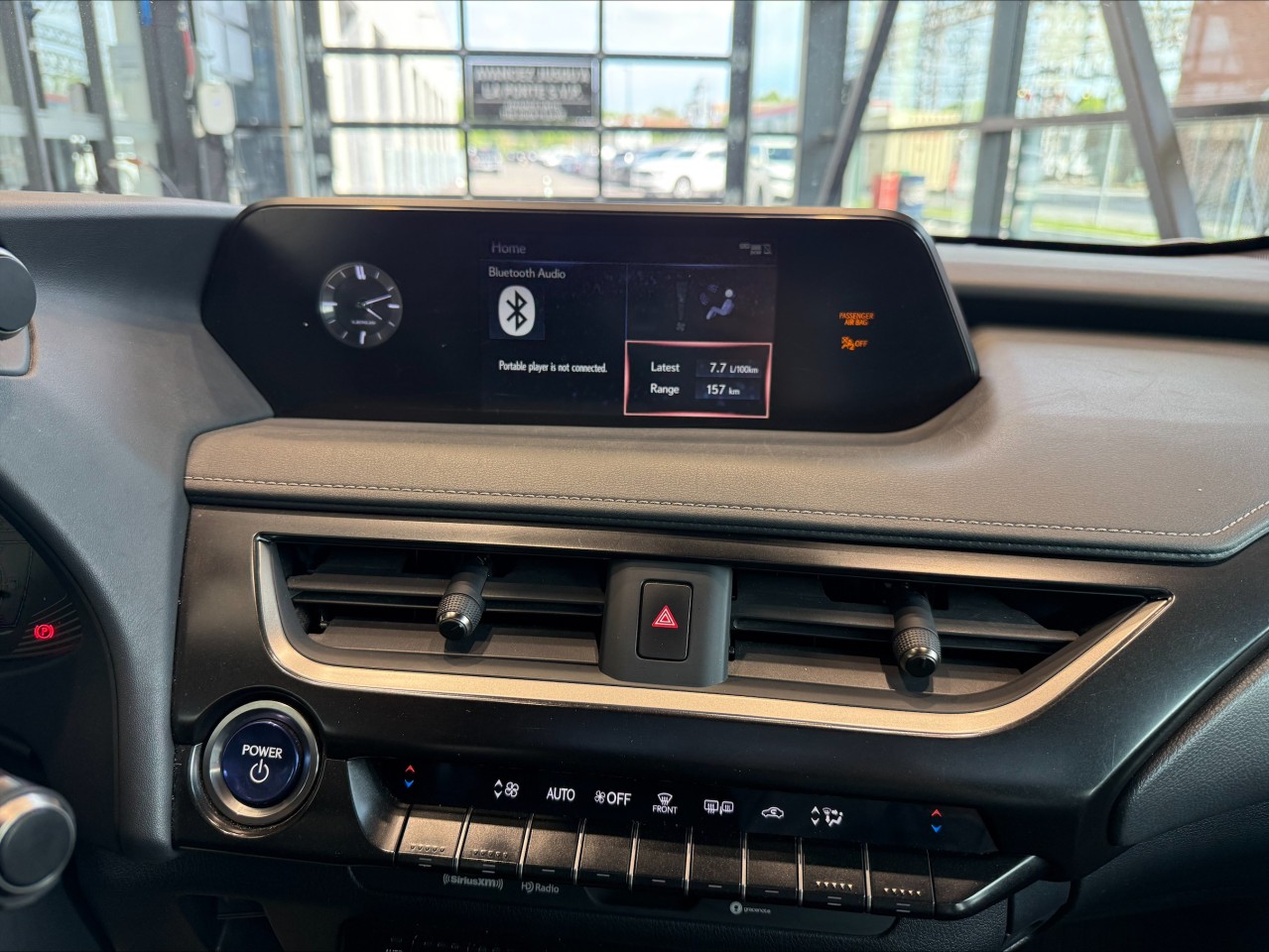 2021 Lexus UX250h - Image 11