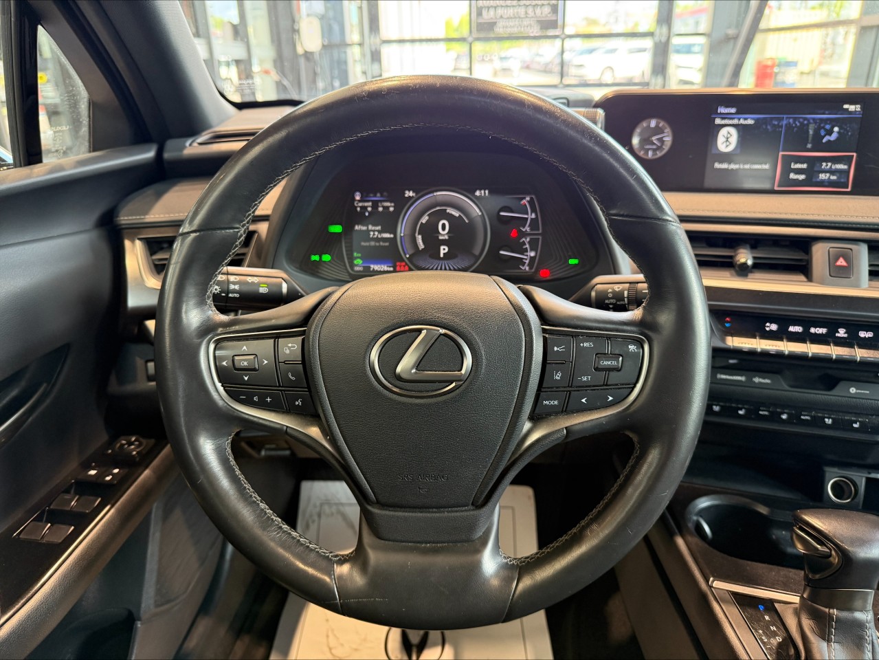 2021 Lexus UX250h - Image 14