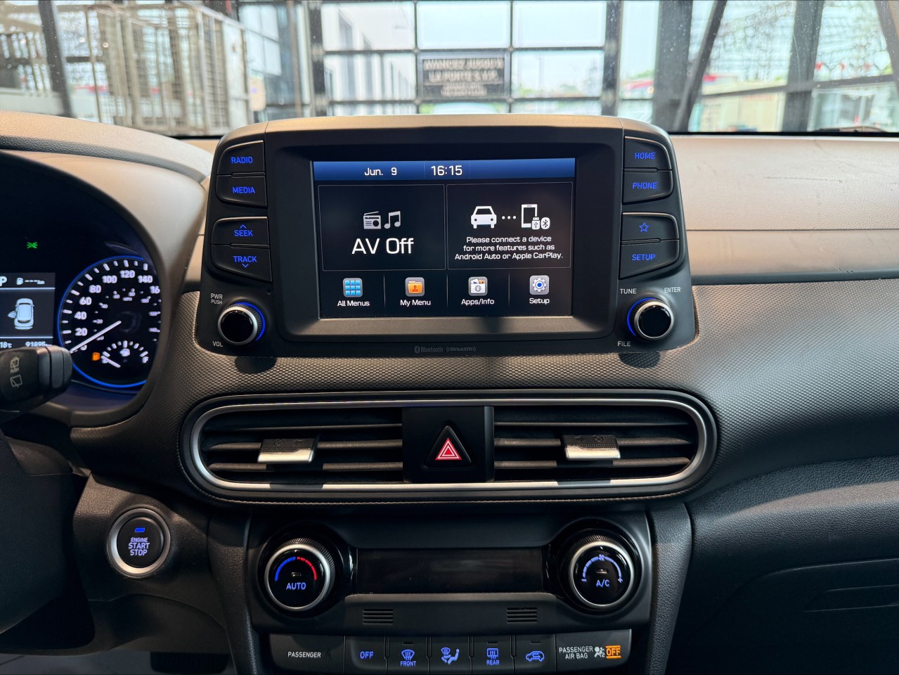 2020 Hyundai Kona - Image 11