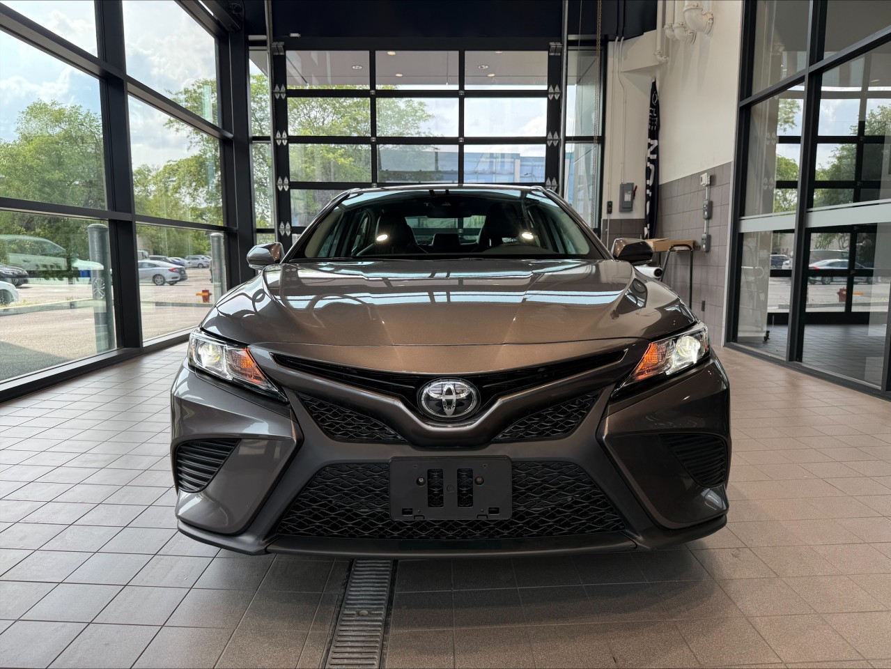 2019 Toyota Camry - Image 2