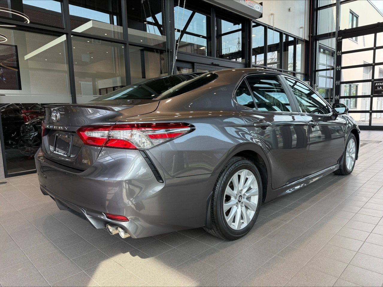 2019 Toyota Camry - Image 6