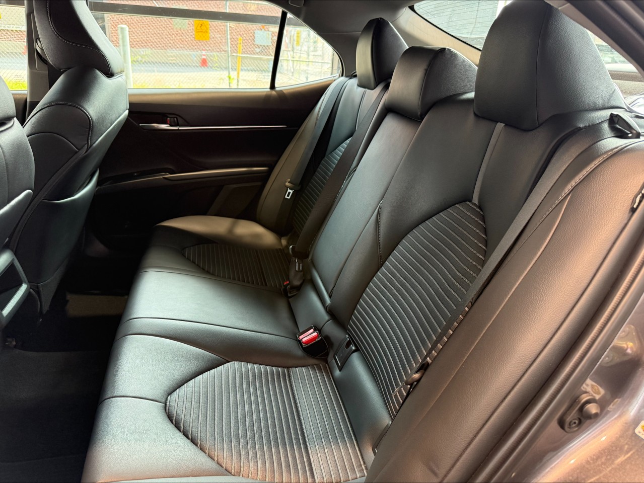 2019 Toyota Camry - Image 10