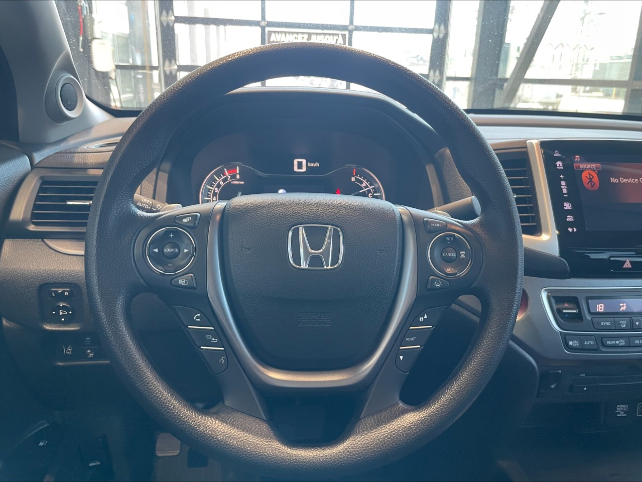 2020 Honda Ridgeline - Image 16