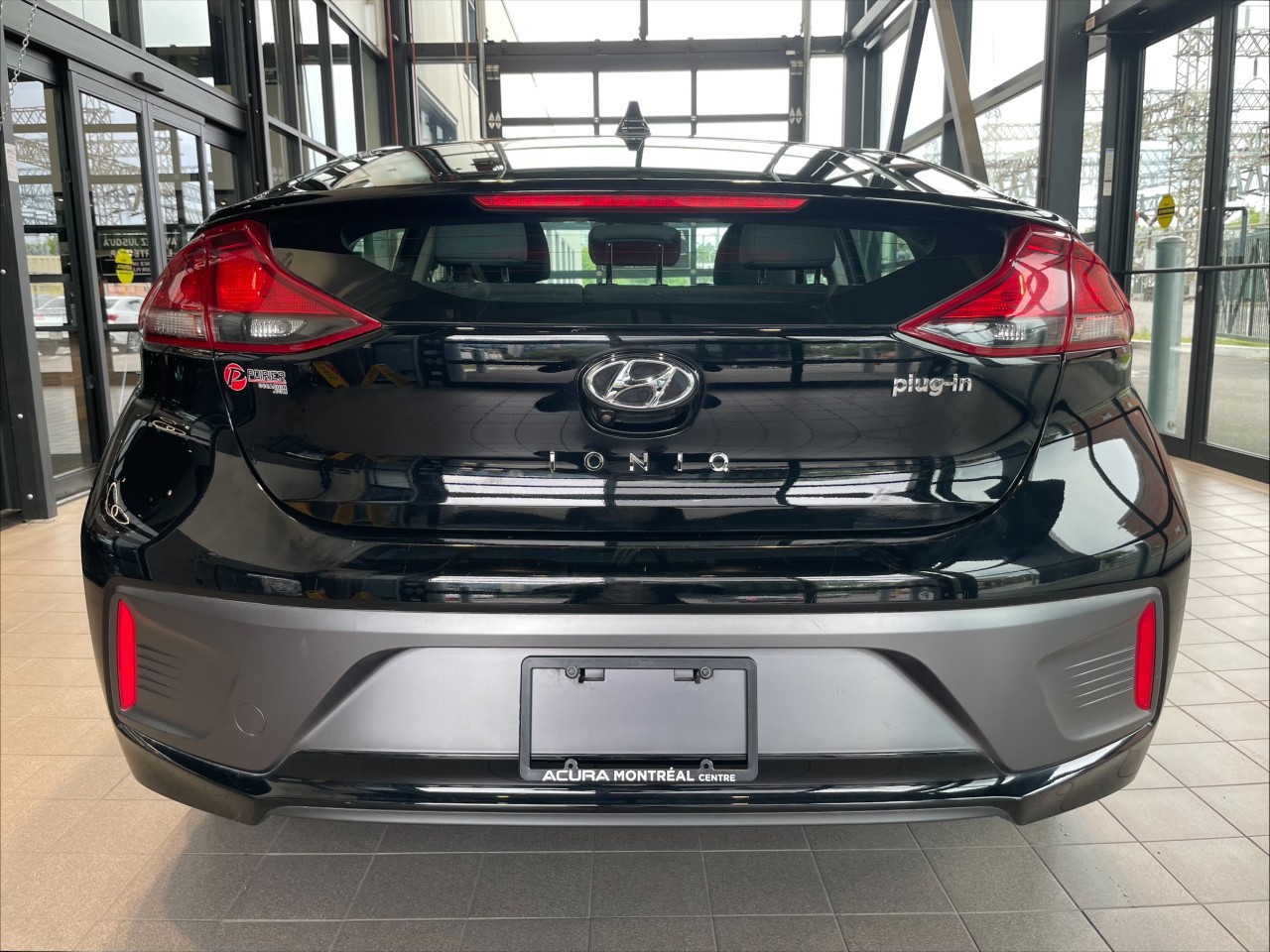 2020 Hyundai Ioniq - Image 5