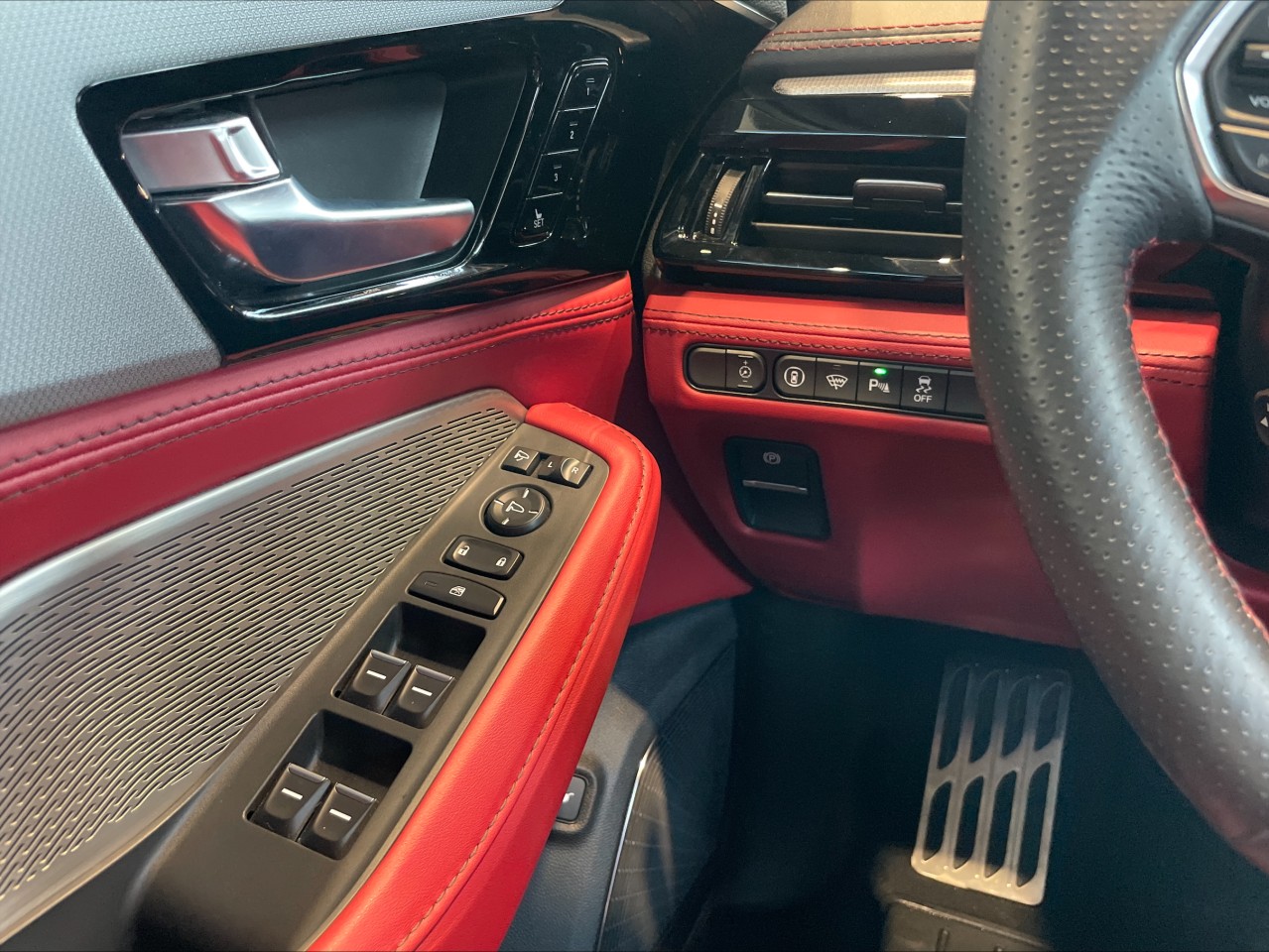 2024 Acura MDX - Image 18