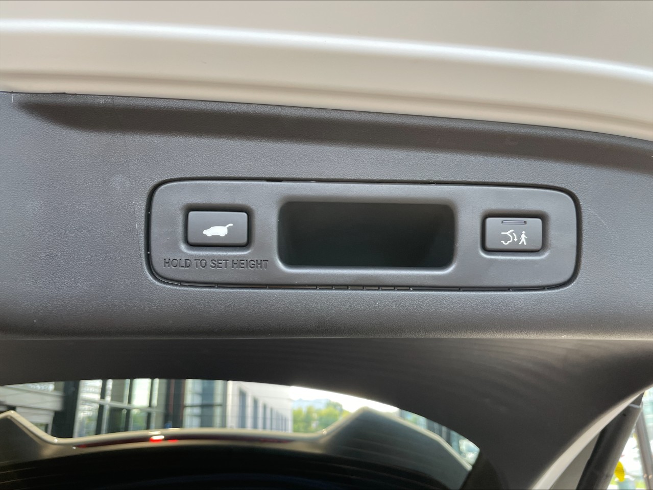 2025 Acura ADX - Image 2