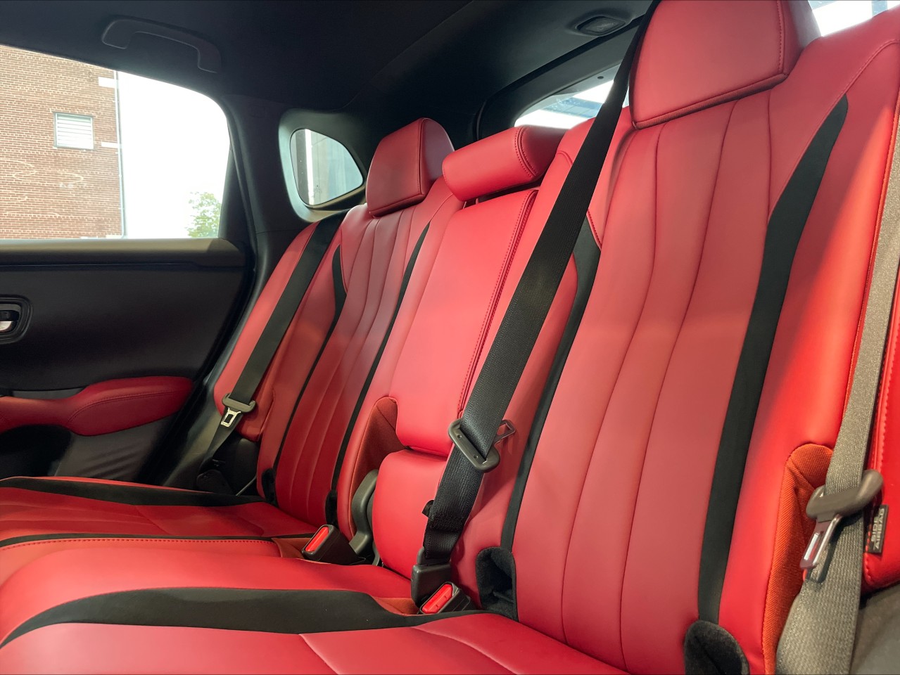 2025 Acura ADX - Image 5