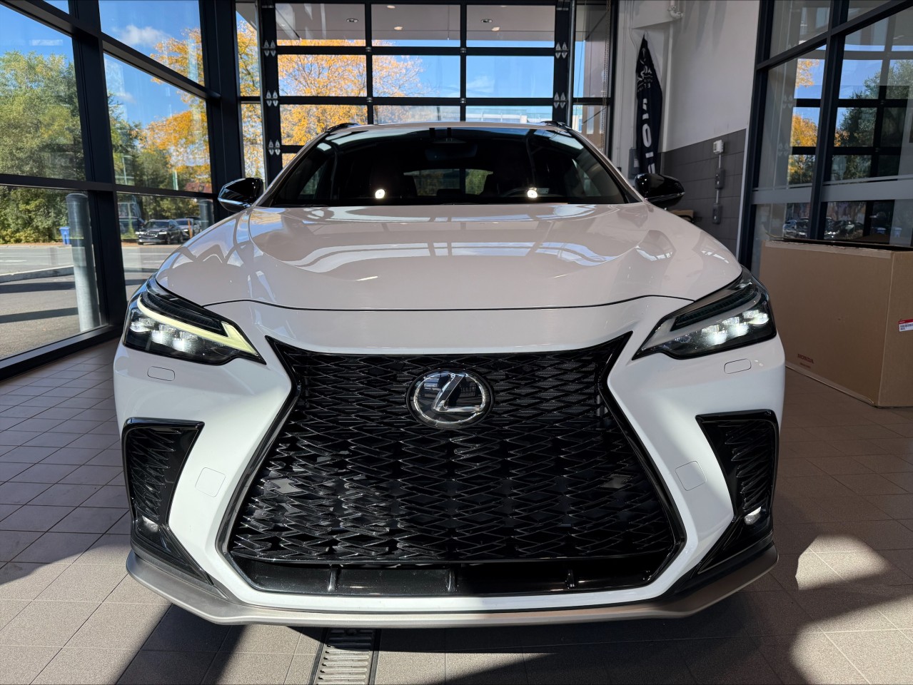 2022 Lexus NX350 - Image 2