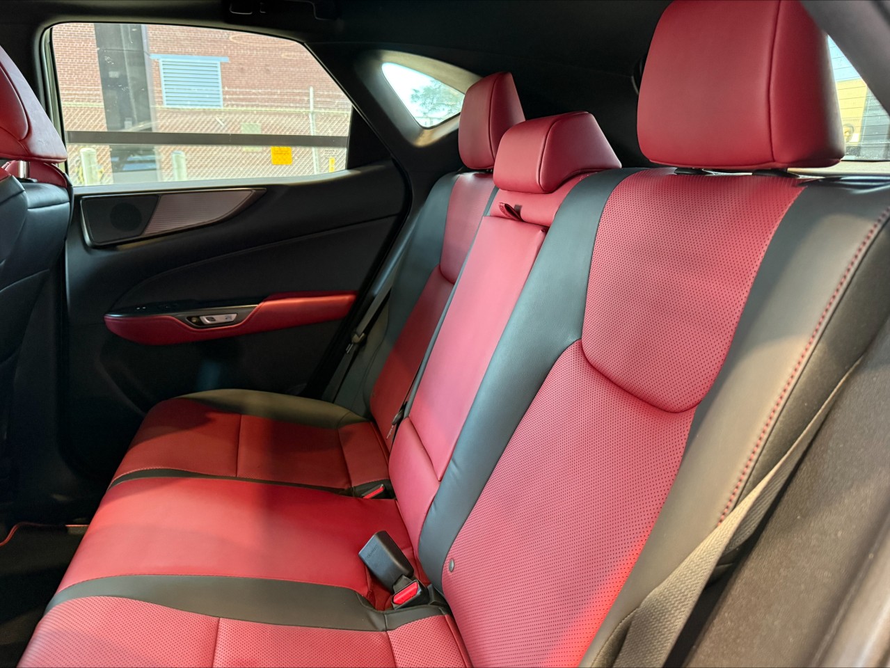 2022 Lexus NX350 - Image 10