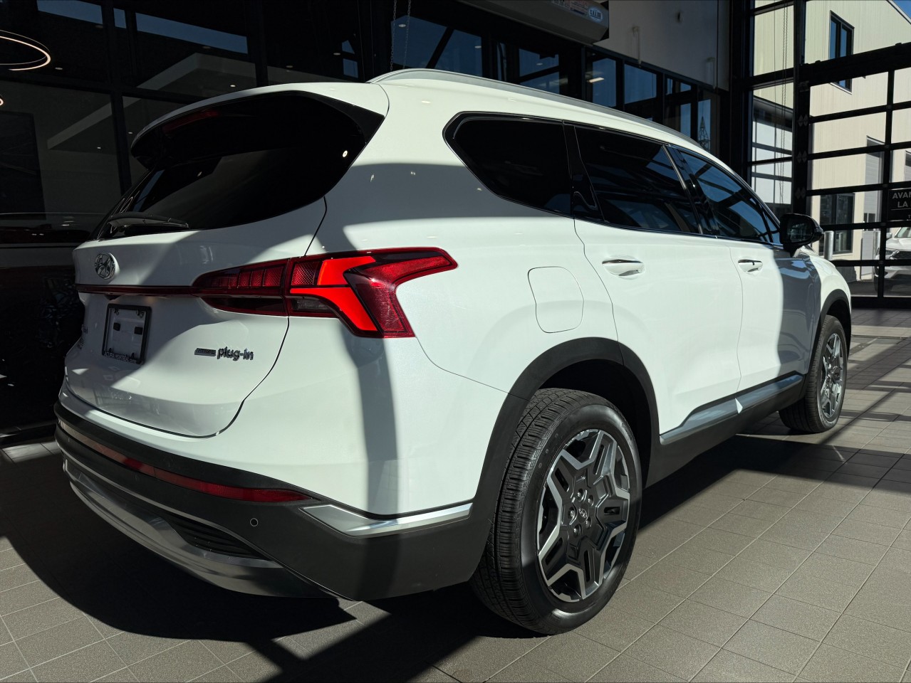 2022 Hyundai Santa Fe - Image 6