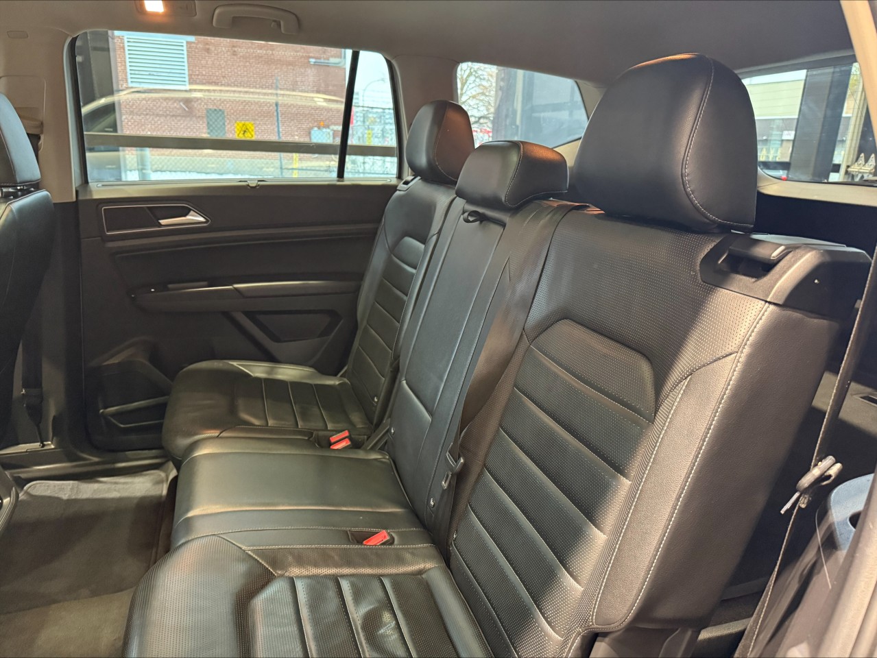 2018 Volkswagen Atlas - Image 10