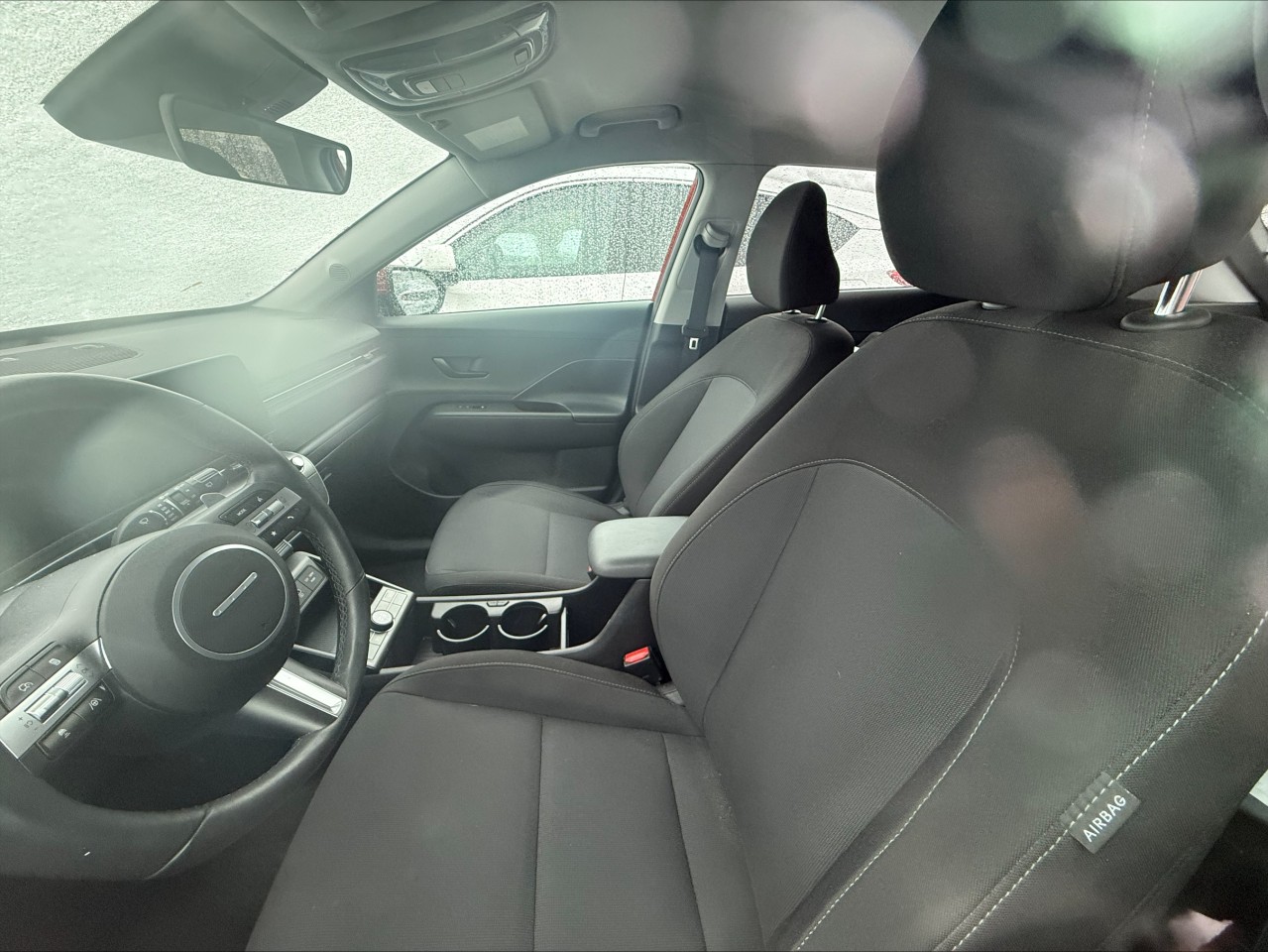 2024 Hyundai Kona - Image 2