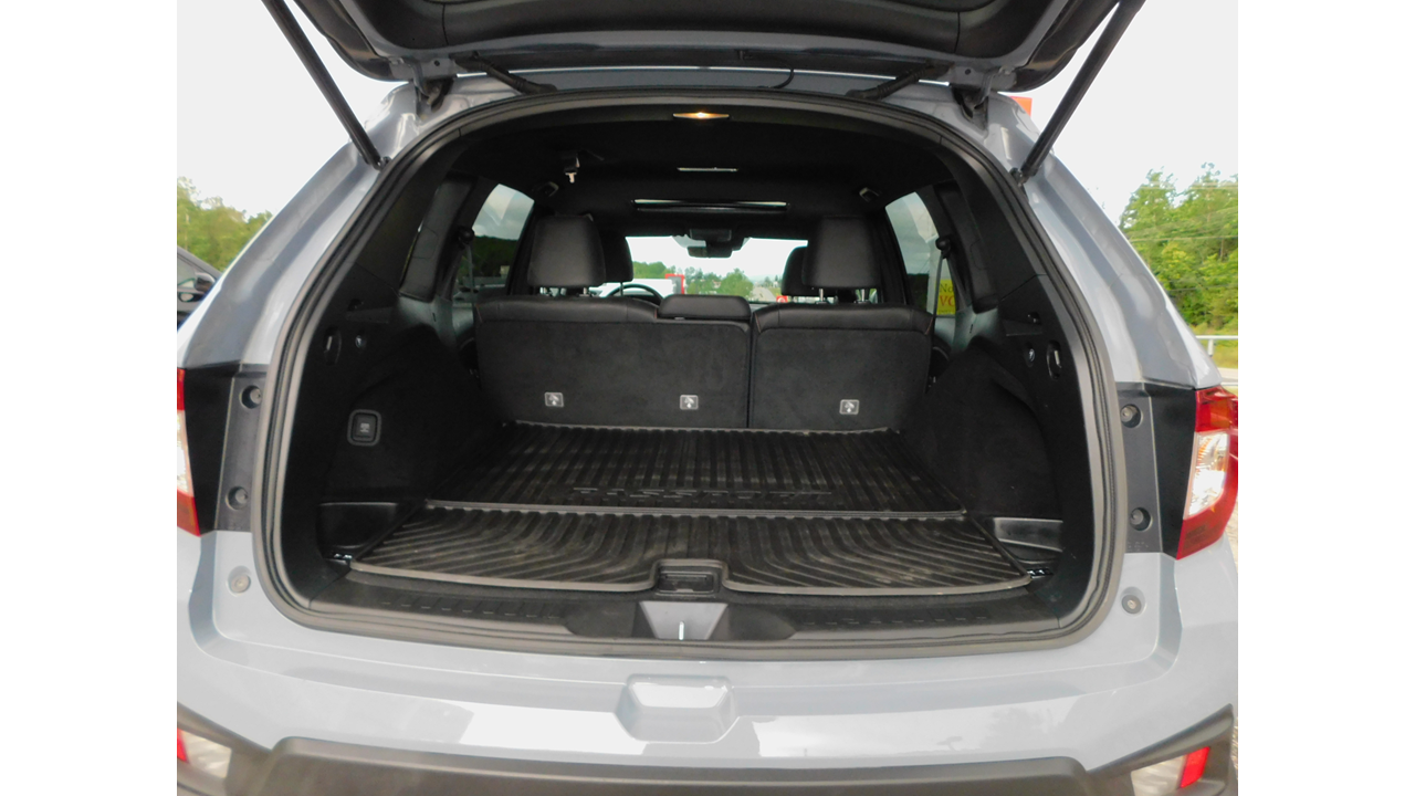 2023 Honda Passport - Image 11