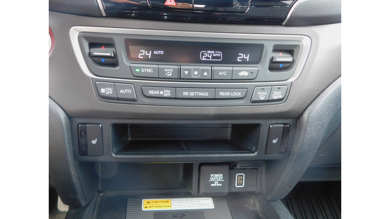 2023 Honda Passport - Image 24