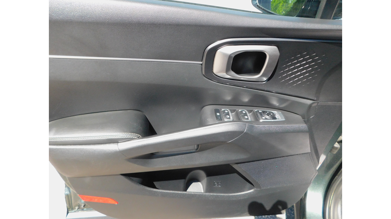 2021 Kia Sorento - Image 20