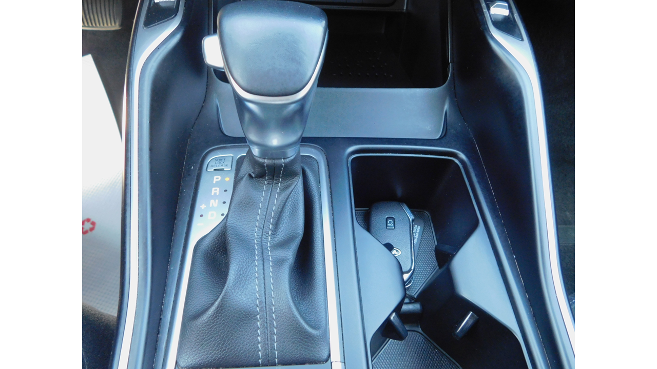 2021 Kia Sorento - Image 30