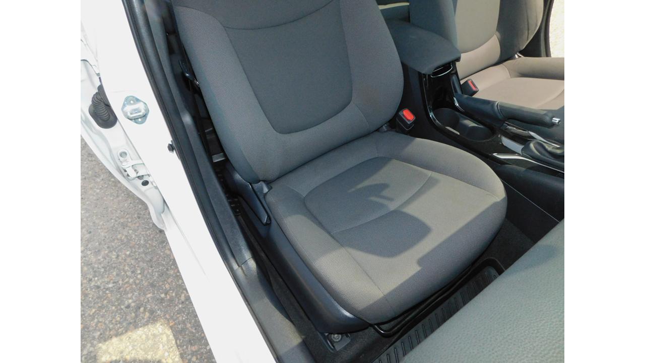 2020 Toyota Corolla - Image 15