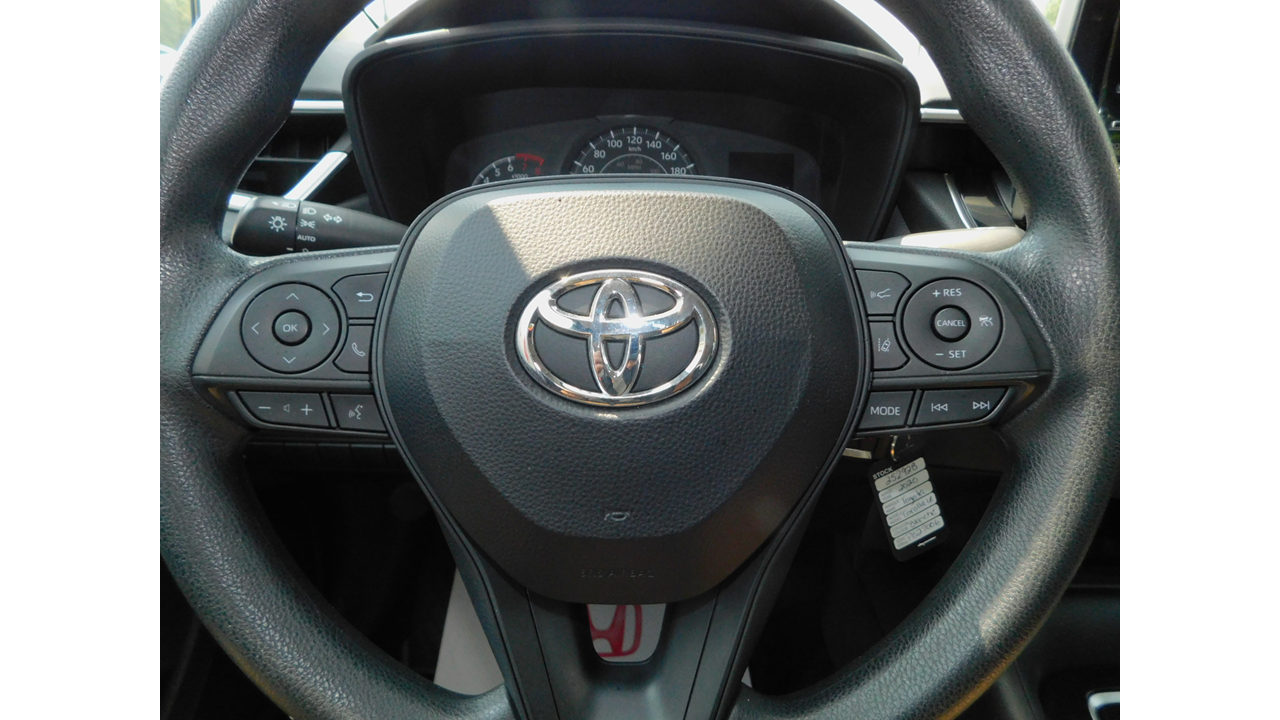 2020 Toyota Corolla - Image 17