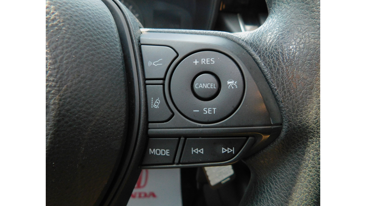 2020 Toyota Corolla - Image 18