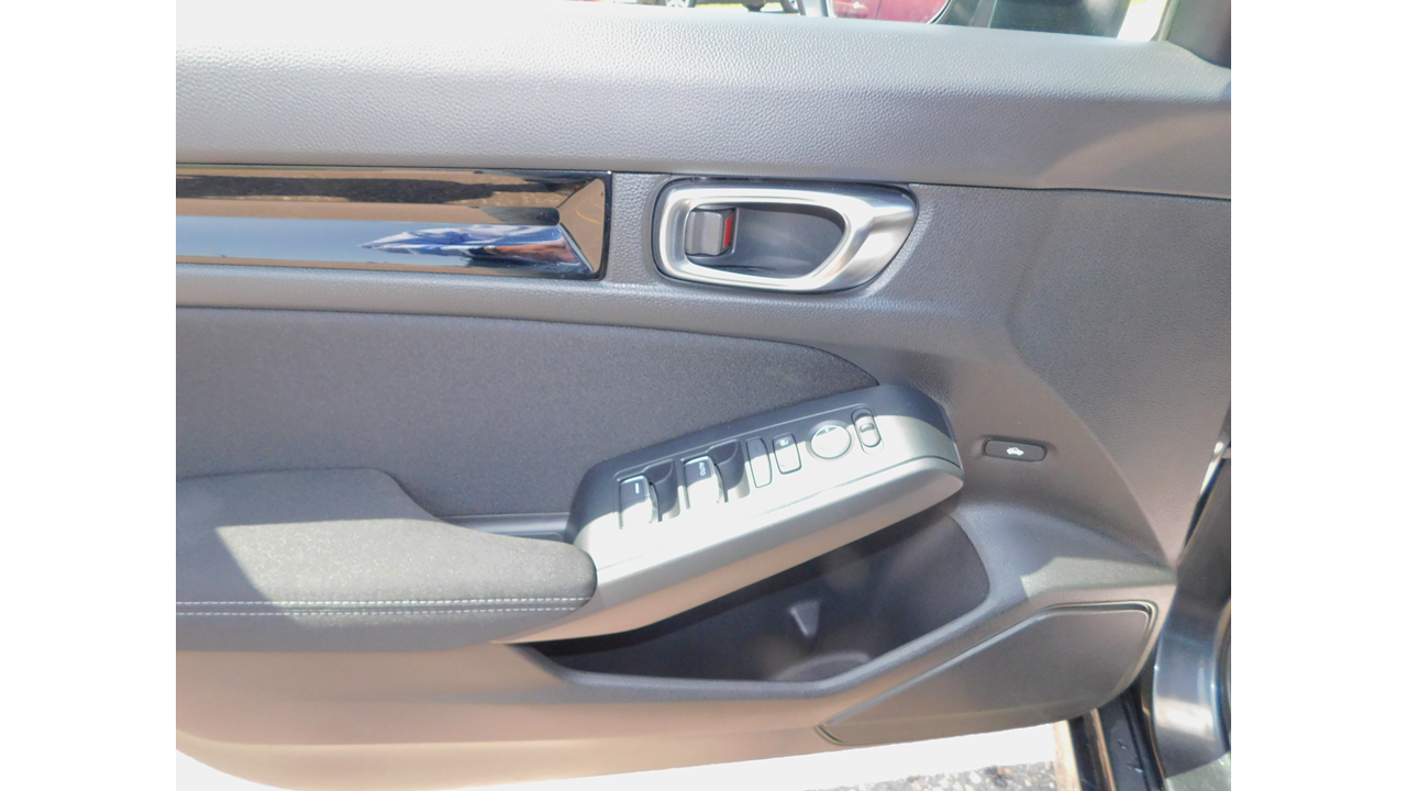 2024 Honda Civic - Image 13