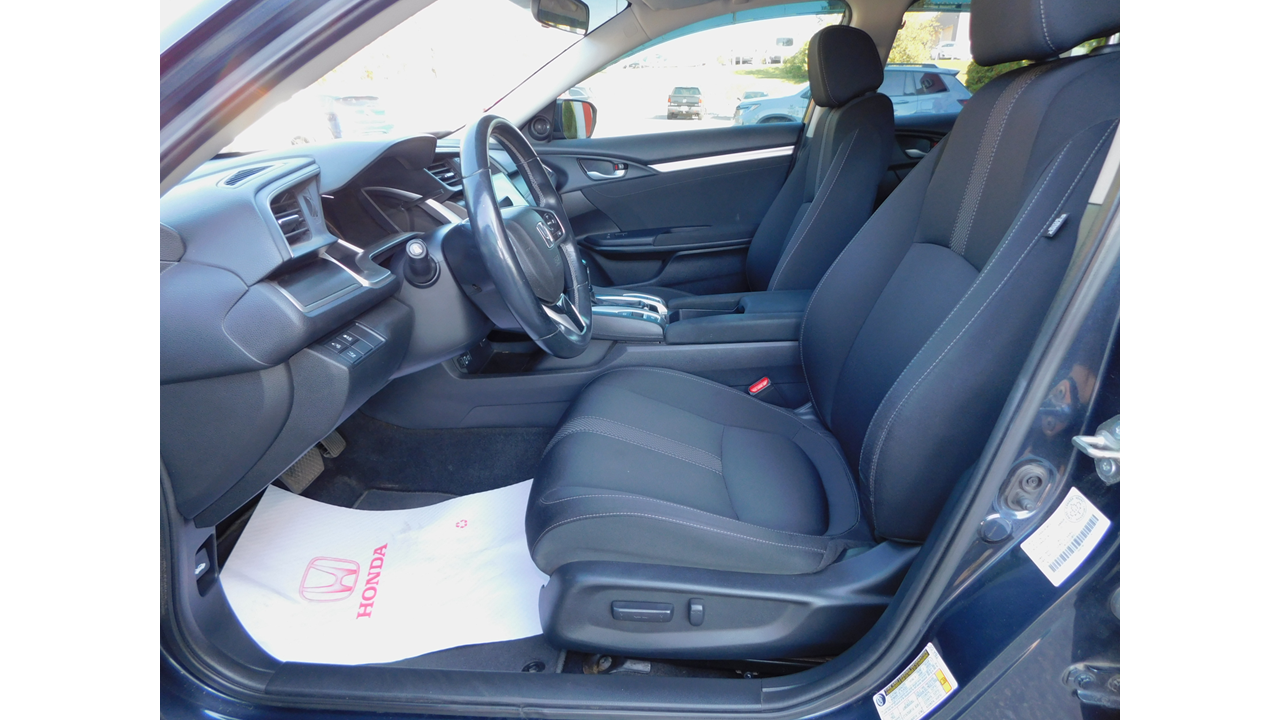 2019 Honda Civic - Image 12