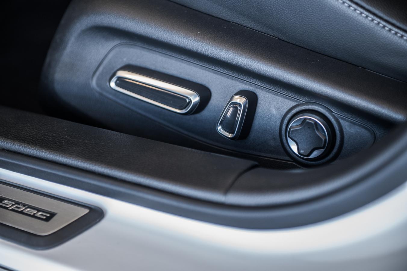 2025 Acura Integra - Image 12