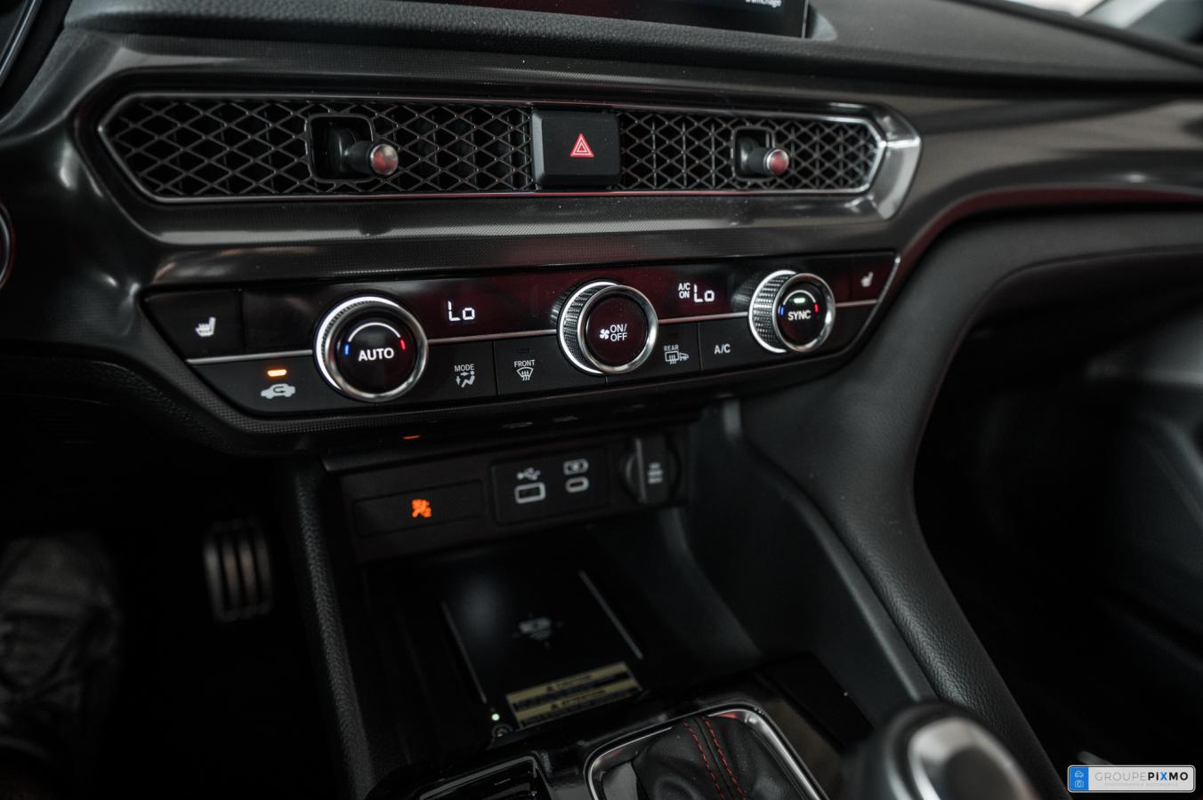 2025 Acura Integra - Image 22