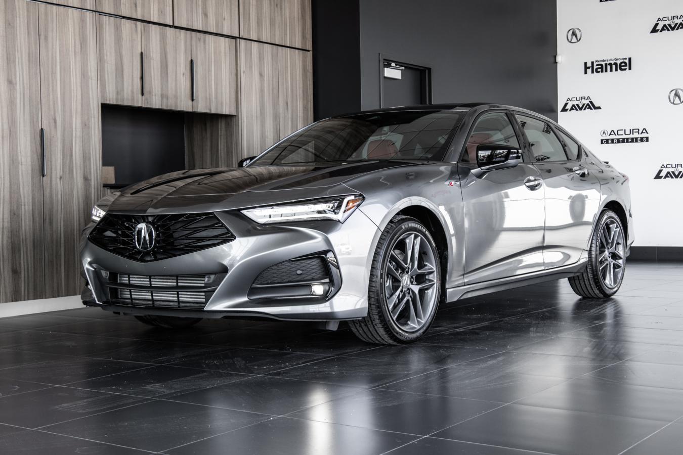 2025 Acura TLX