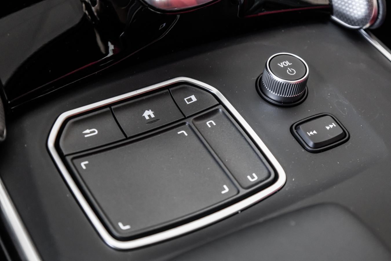 2025 Acura TLX - Image 27