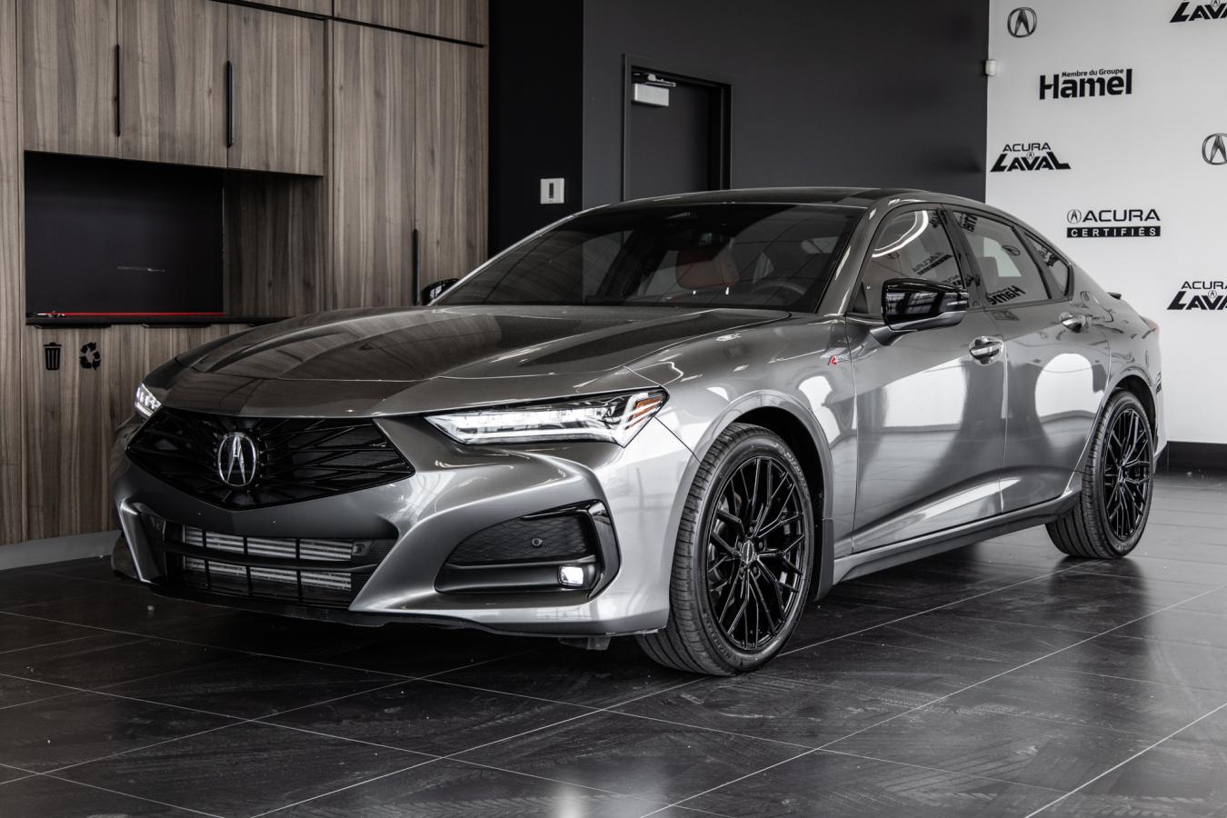 2025 Acura TLX