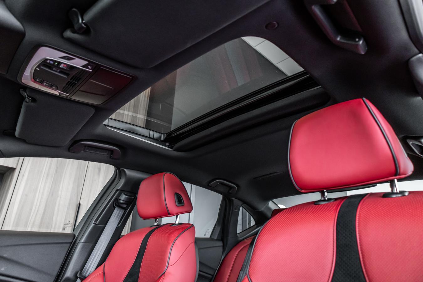 2025 Acura TLX - Image 31