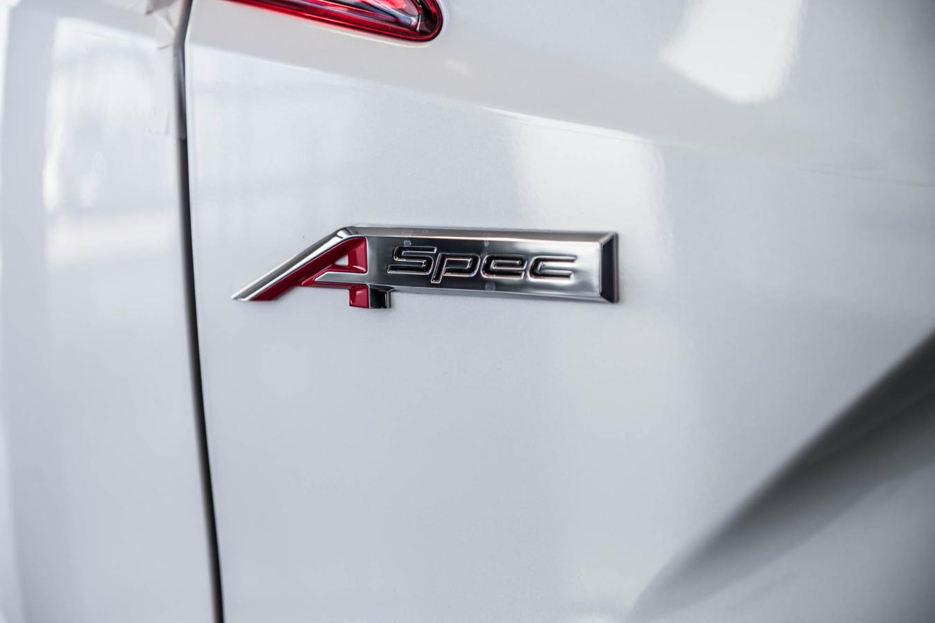 2025 Acura RDX - Image 9