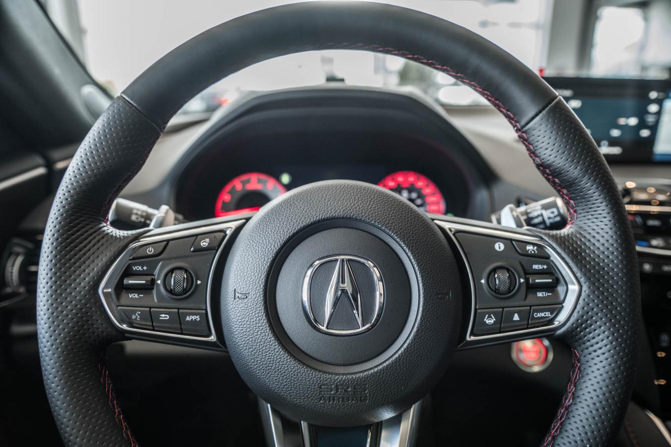 2025 Acura RDX - Image 18