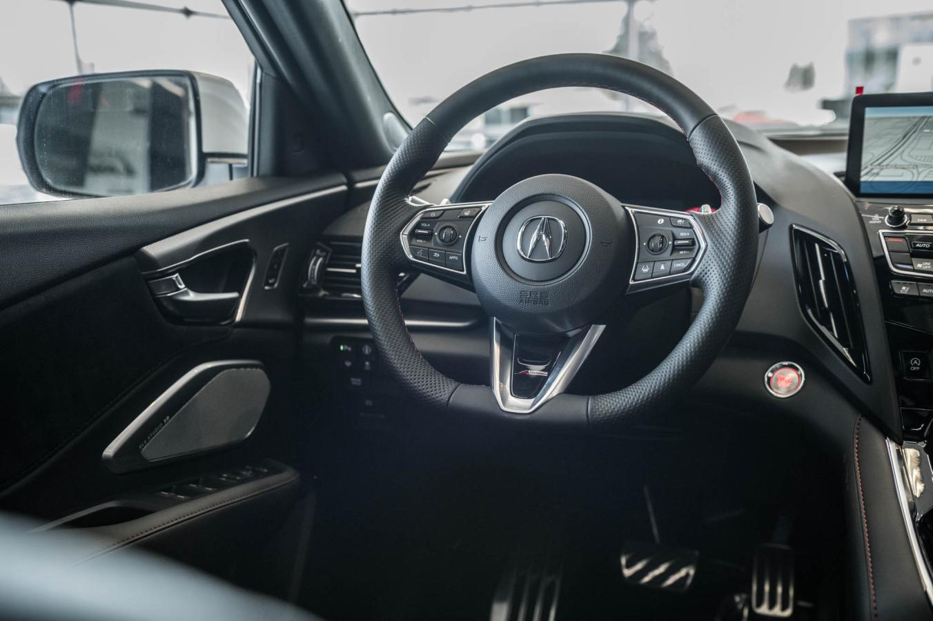 2025 Acura RDX - Image 31