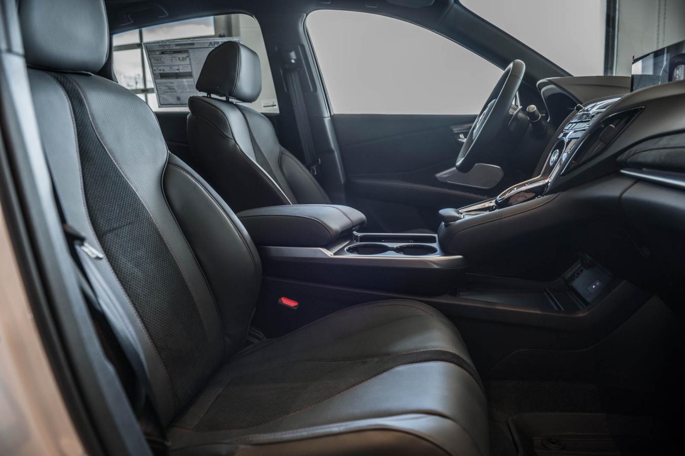 2025 Acura RDX - Image 34