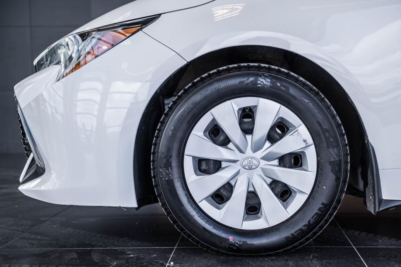 2022 Toyota Corolla Hatchback - Image 5