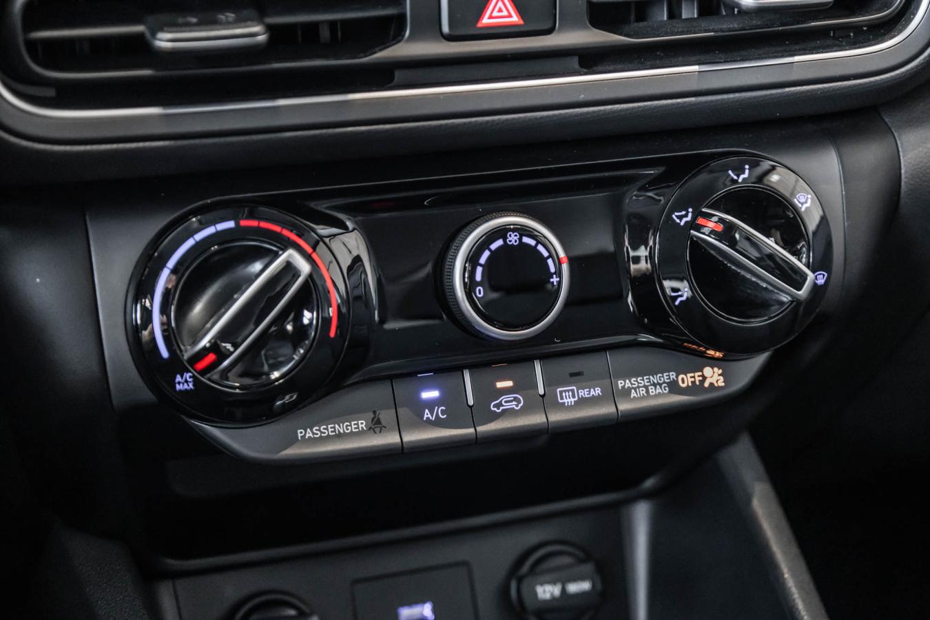 2023 Hyundai Kona - Image 22