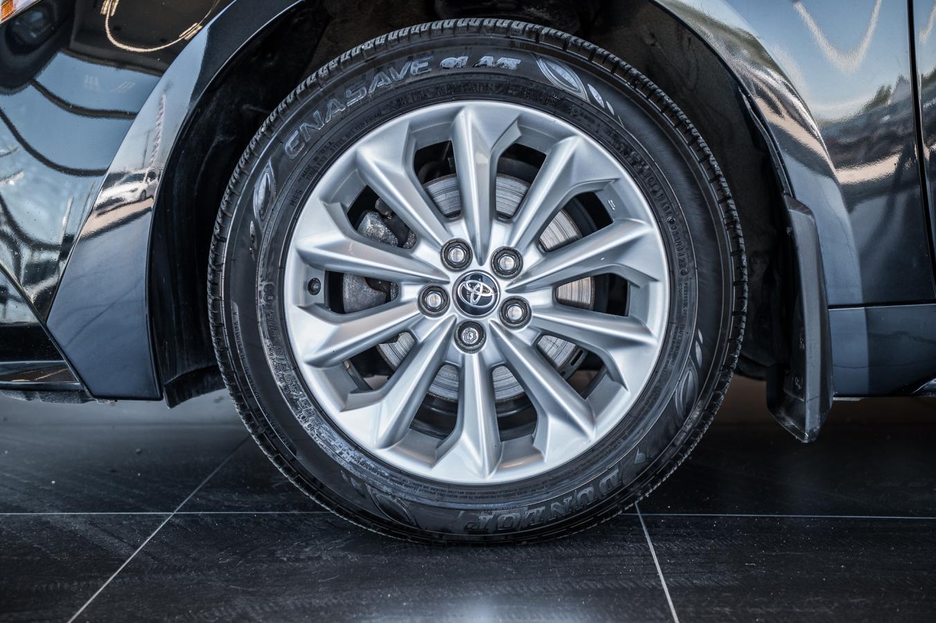 2022 Toyota Corolla - Image 4