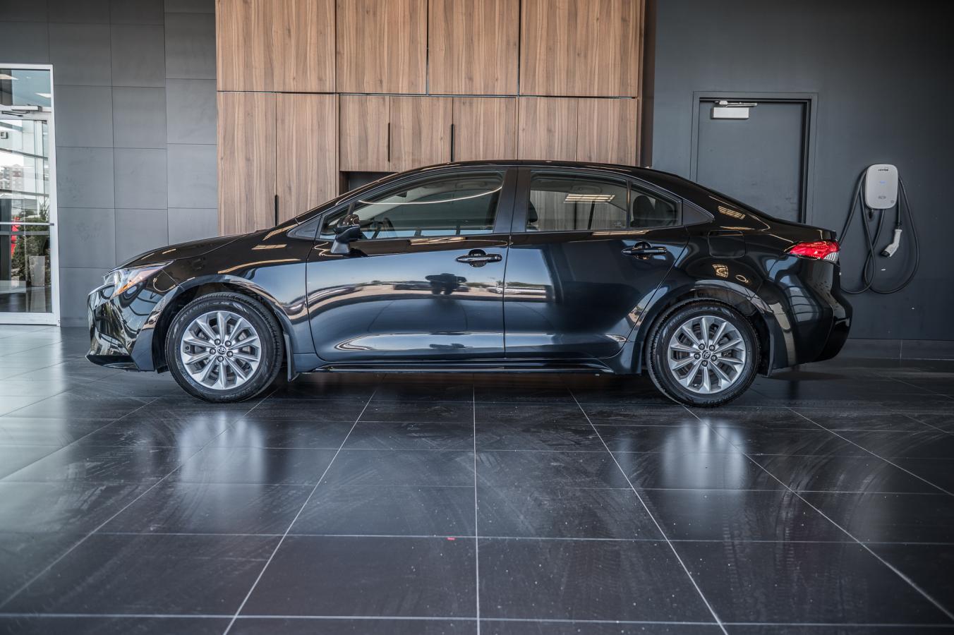 2022 Toyota Corolla - Image 5