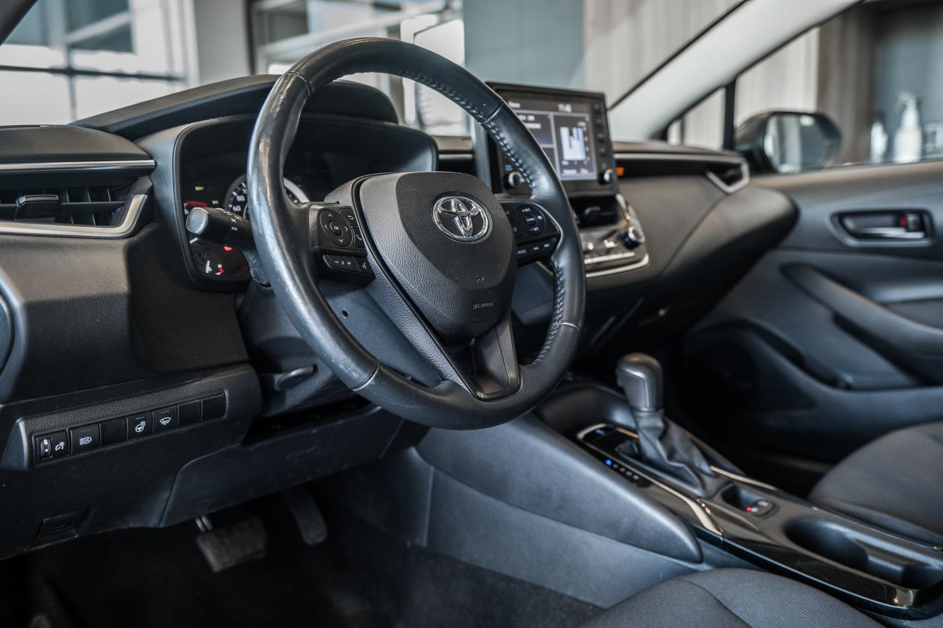 2022 Toyota Corolla - Image 13