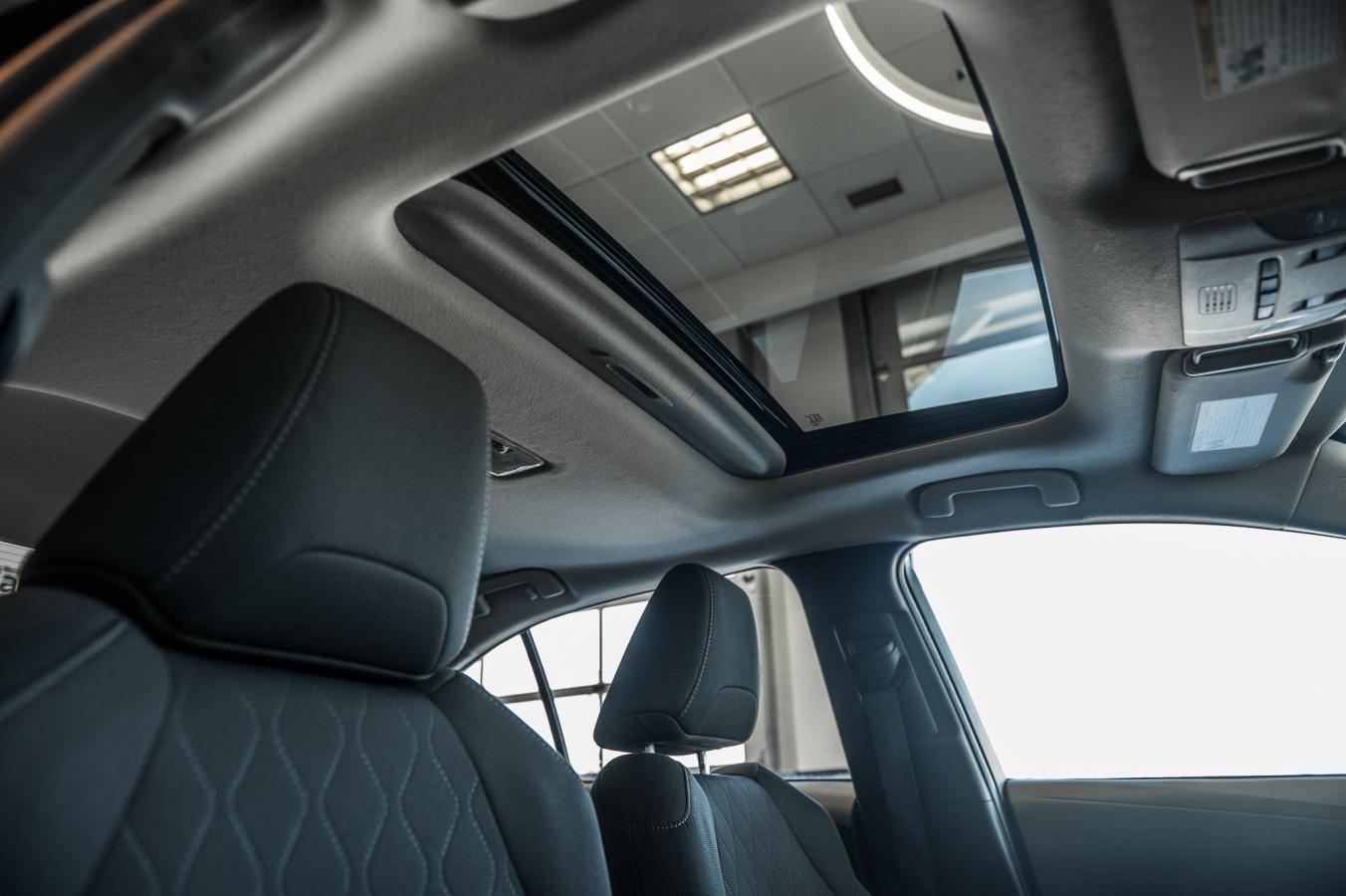 2022 Toyota Corolla - Image 30